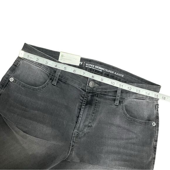 Old Navy Women’s Jeans Mid Rise Stretch Super Skinny Gray Size 8 NWT - Picture 4 of 7